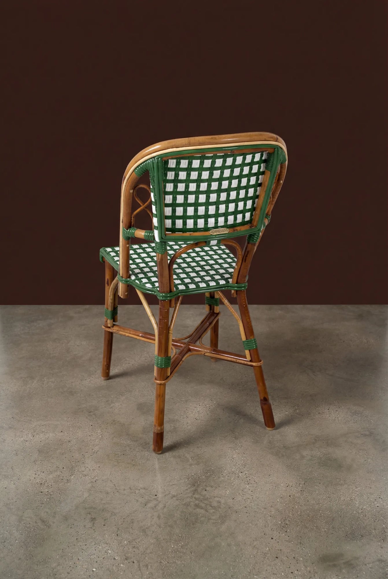 Chaise Martingale Vert Orangerie – chaise en rotin de terrasse pour bistrot parisien | Martingale Paris