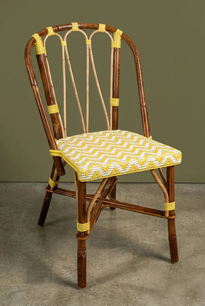 Chaise Martingale Jaune Miel – chaise en rotin de terrasse mobilier CHR empilable | Martingale Paris